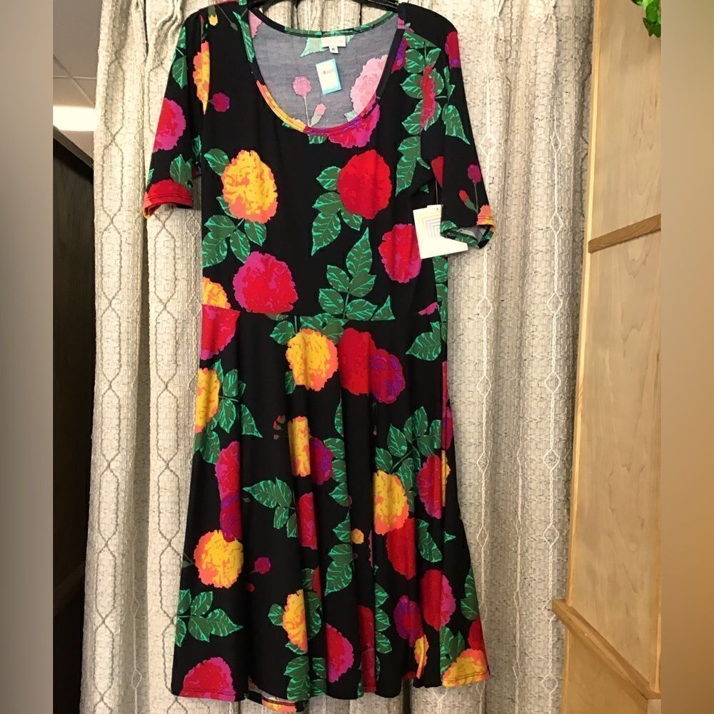 🛍️ Lularoe XL Nicole Black/Red Dress NEW 583